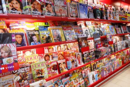 Magazines_in_Prague_DSCN5008